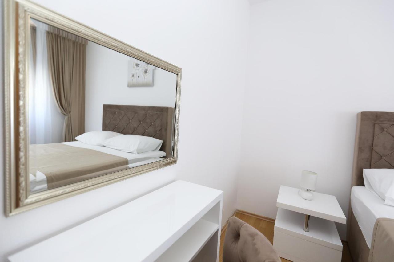 Apartmani Guto Podstrana Exterior photo