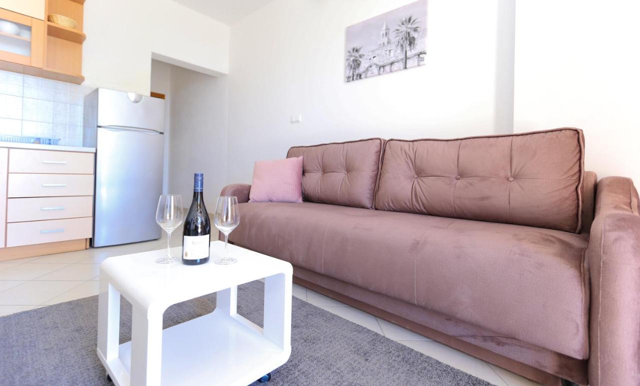 Apartmani Guto Podstrana Exterior photo