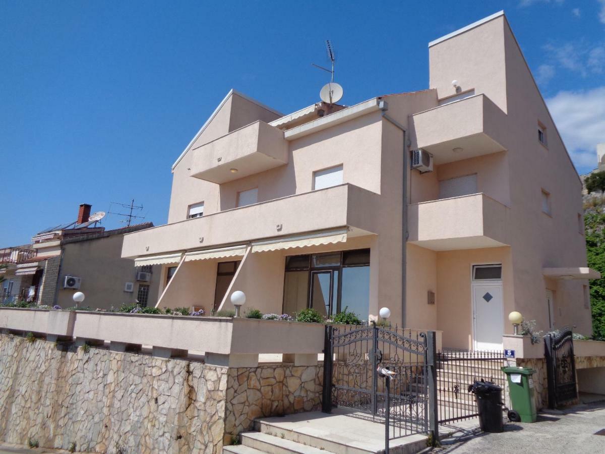 Apartmani Guto Podstrana Exterior photo